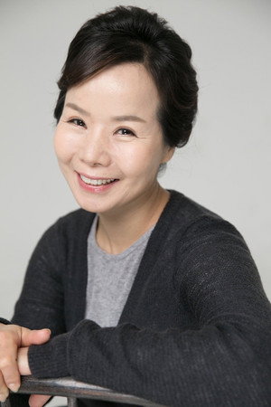 Jeong Ae-hwa portrait