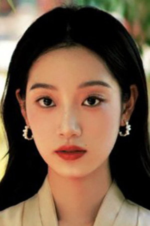 Mai Tong portrait