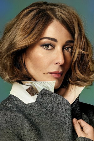 Zerrin Tekindor portrait
