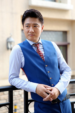 Han Qing portrait
