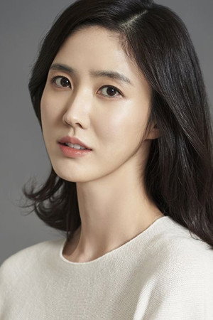 Lee Soo-kyung portrait