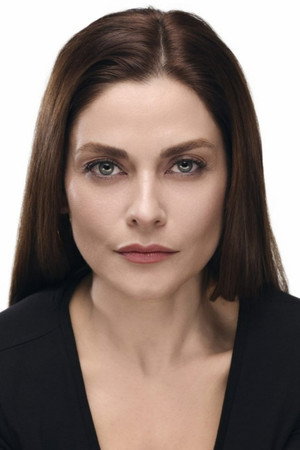 İpek Bağrıaçık portrait