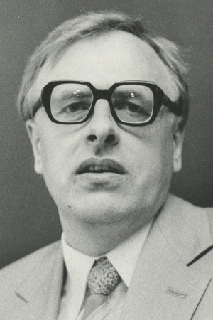 Mats Traat portrait