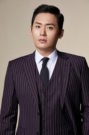 Choi Dae-hoon portrait