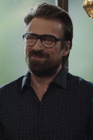 Frank Dierens portrait