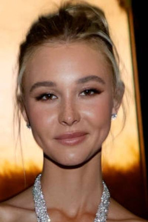 Isabel May portrait