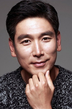 Park Jun-hyuk portrait