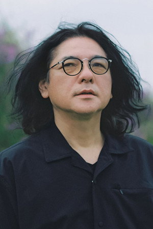 Shunji Iwai portrait