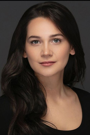 Gülsim Ali portrait