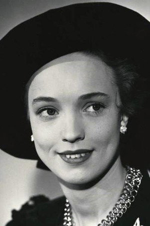 Kirsten Ralov portrait