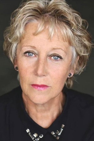 Alexa Povah portrait
