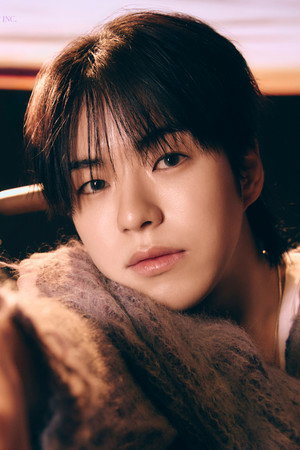 Yoon Jae-hyuk portrait