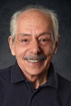 Genco Erkal portrait