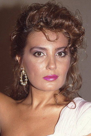 Bahar Öztan portrait