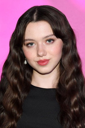Violet McGraw portrait