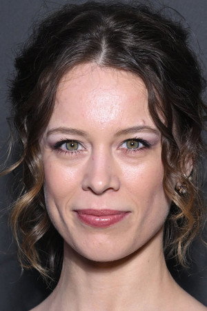 Paula Beer portrait