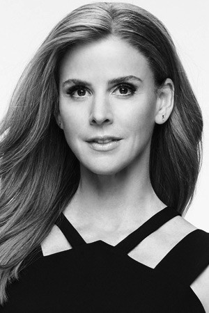 Sarah Rafferty portrait