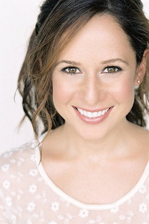 Miriam Korn portrait