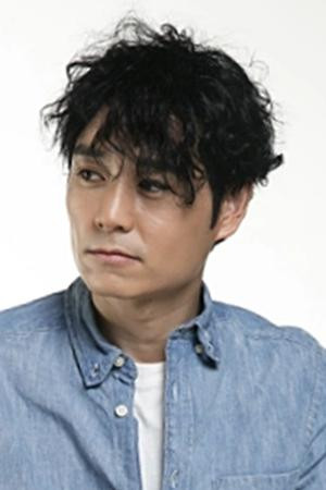 Changqing Yang portrait