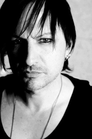 Amir Derakh portrait
