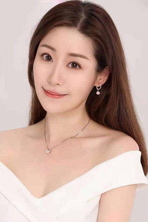 Li Hui portrait