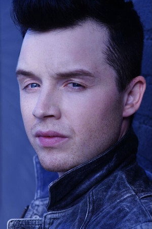 Noel Fisher portrait