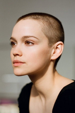 Emilia Schüle portrait