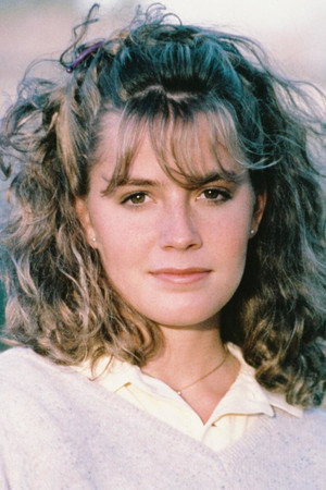 Elisabeth Shue portrait