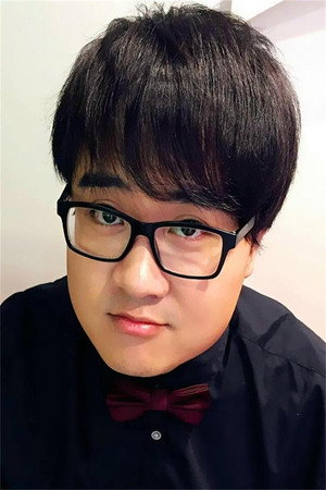 Kong Lianshun portrait
