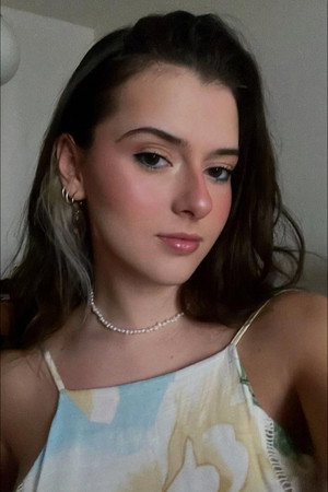 Ana Luiza Forner portrait