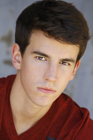 Derek Brandon portrait