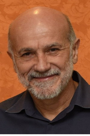 Yashar Zambuzzi portrait