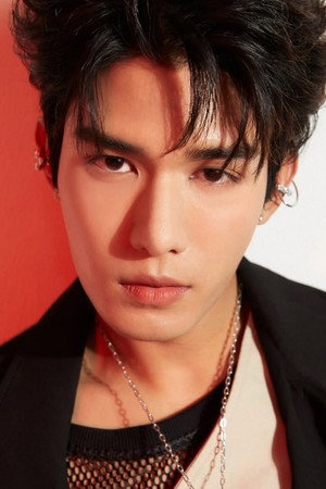 Siraphop Manithikhun portrait