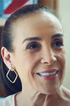 Elif Baysal portrait