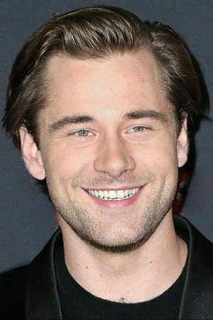 Luke Benward portrait