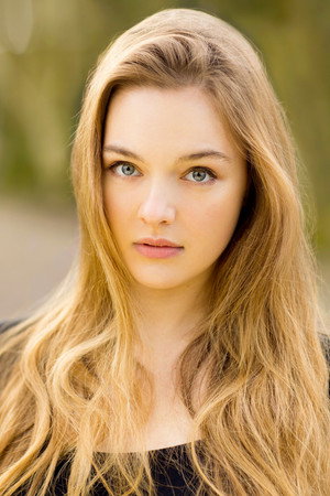 Chloé Booyens portrait