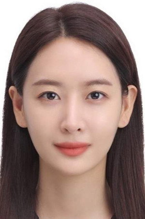 Han Ye-ju portrait