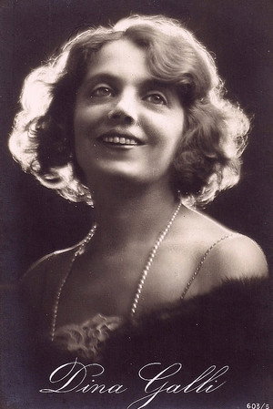 Dina Galli portrait