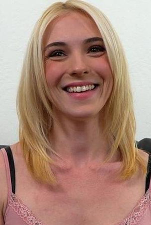 Amber Maddie portrait