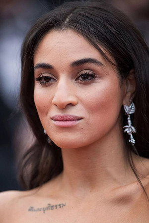 Camélia Jordana portrait