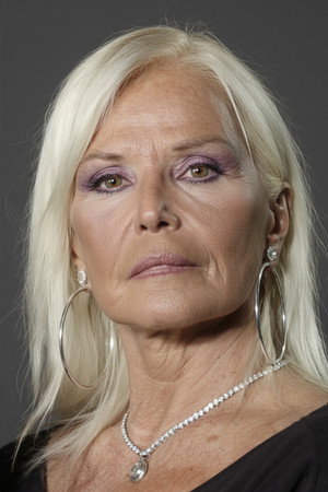 Gönül Yazar portrait