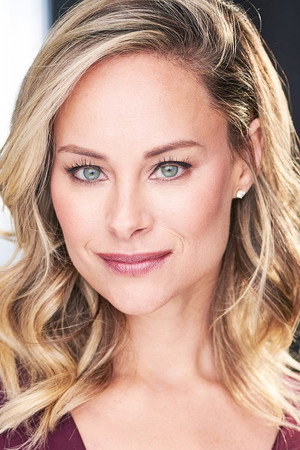 Alyshia Ochse portrait