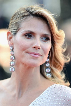 Heidi Klum portrait