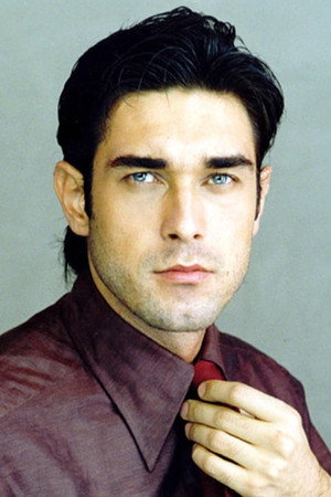 Burak Hakkı portrait