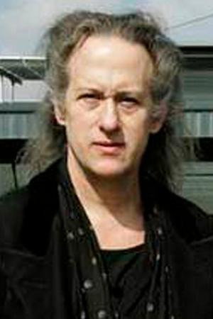 Uri Roodner portrait