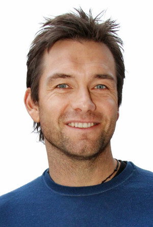 Antony Starr portrait