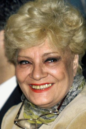 Nadia Lotfi portrait