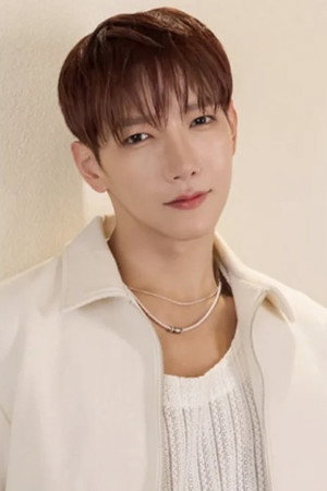 Jun.K portrait
