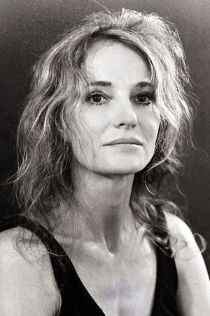 Lia Bugnar portrait