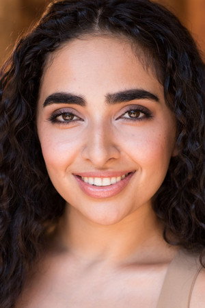 Anousha portrait